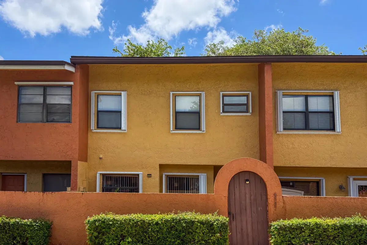 4567 NW 90th Avenue, Sunrise FL 33351