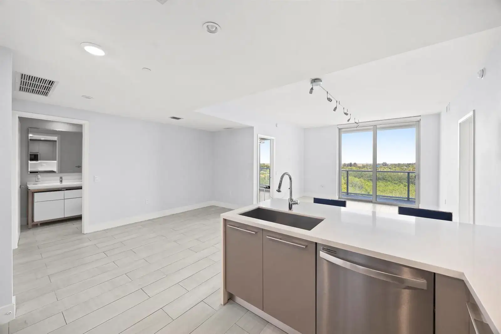 2000 Metropica Way # 802, Sunrise FL 33323 photo 2