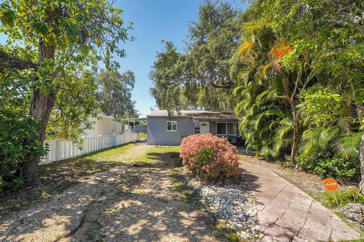 2620 Harding Street, Hollywood FL 33020