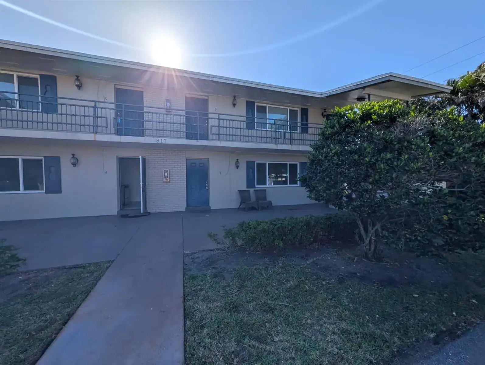 817 Lighthouse Drive Apt B, North Palm Beach FL 33408
