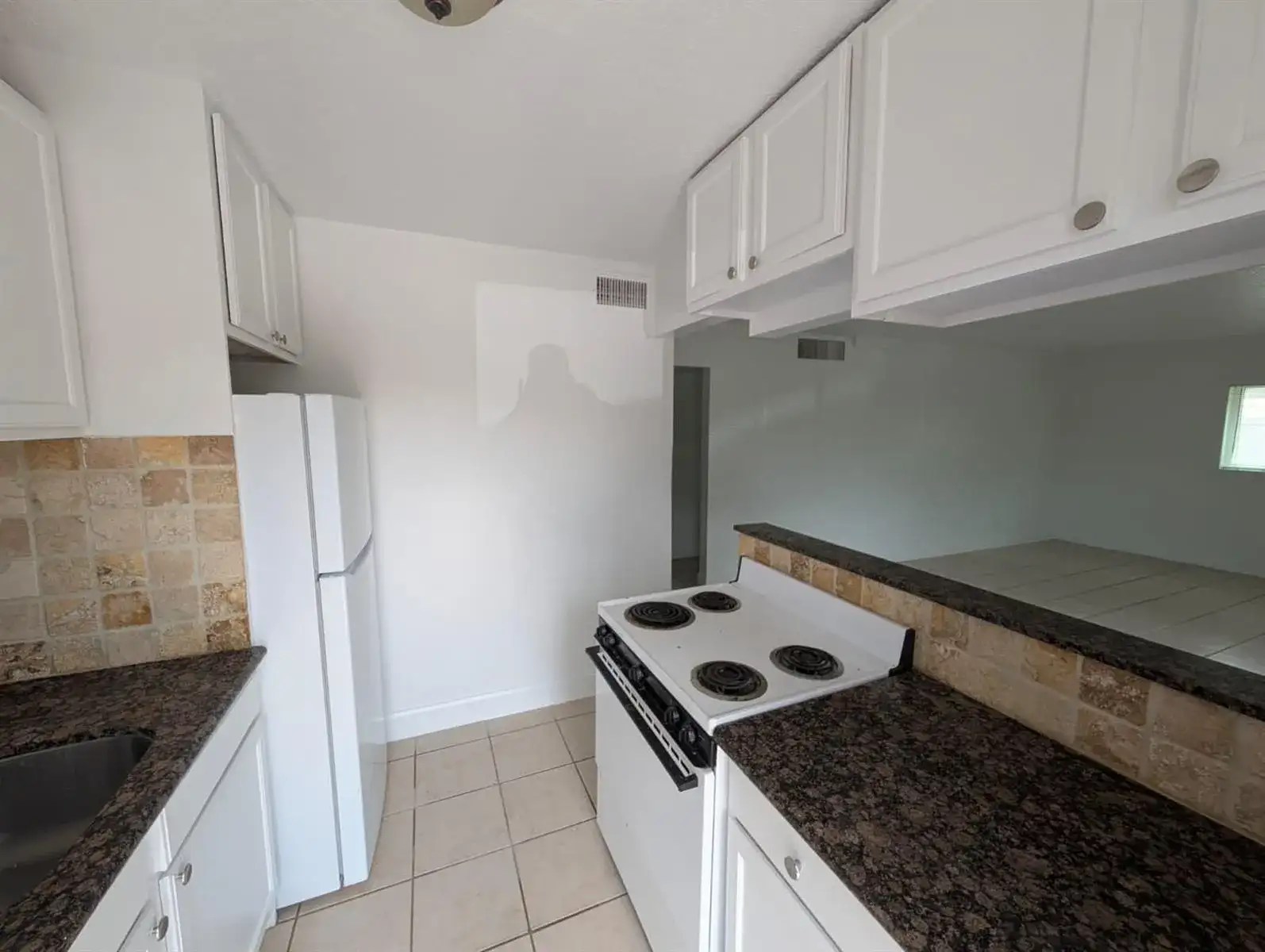 817 Lighthouse Drive Apt B, North Palm Beach FL 33408 photo 3