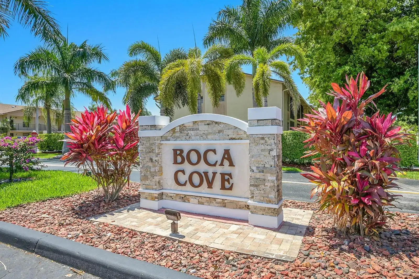 9305 Boca Cove Circle # 603, Boca Raton FL 33428