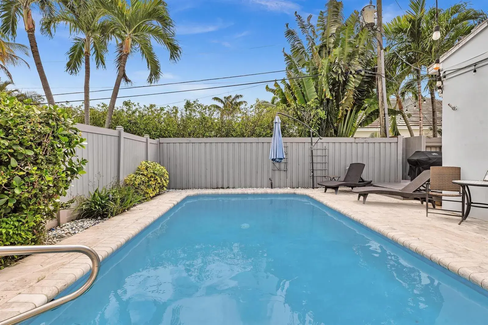 746 NE 16th Terrace, Fort Lauderdale FL 33304