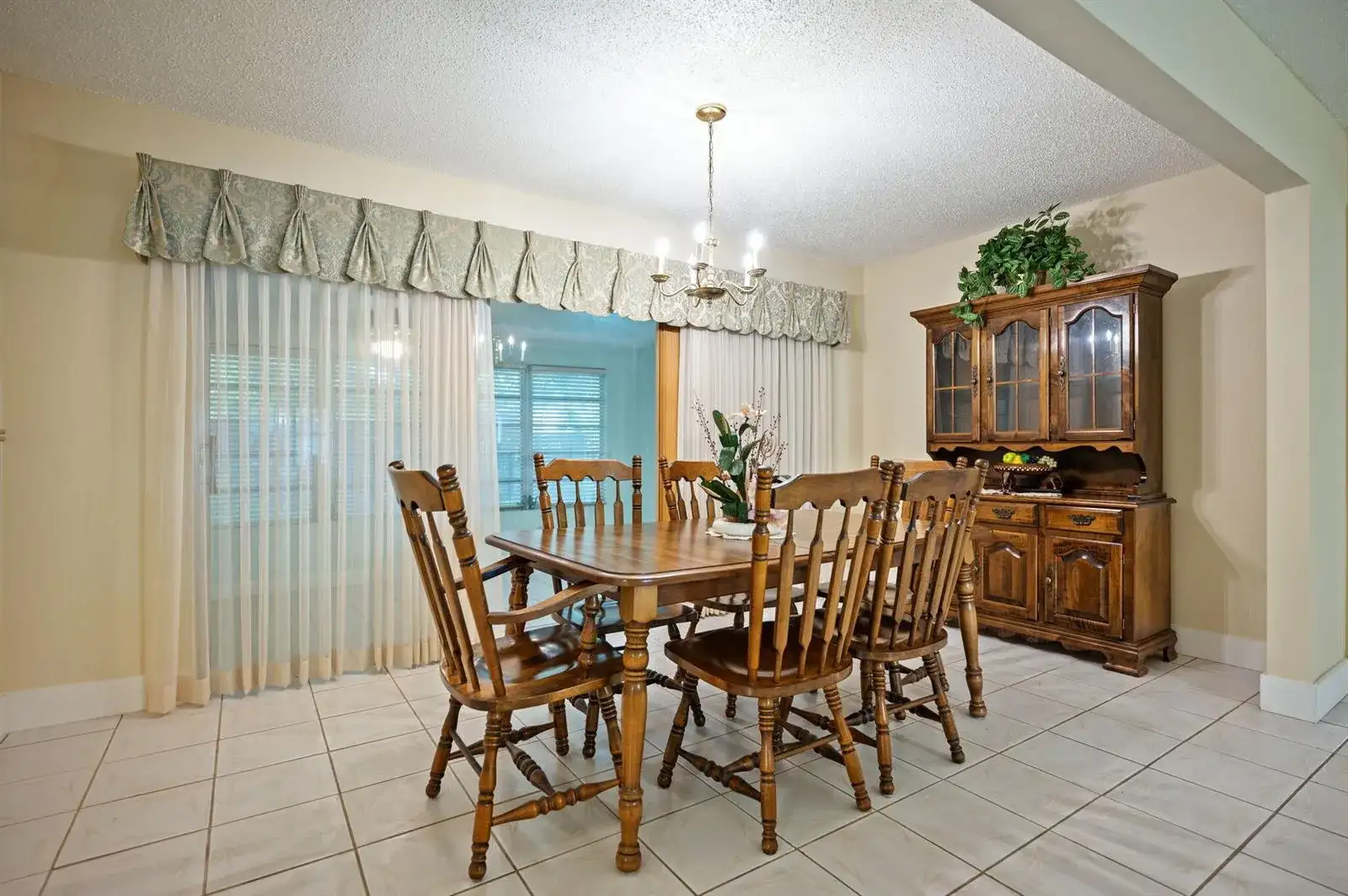 4245 NW 115th Avenue, Sunrise FL 33323 photo 4