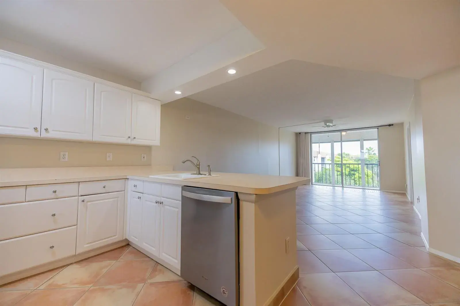 5300 NE 24th Terrace # 534c, Fort Lauderdale FL 33308