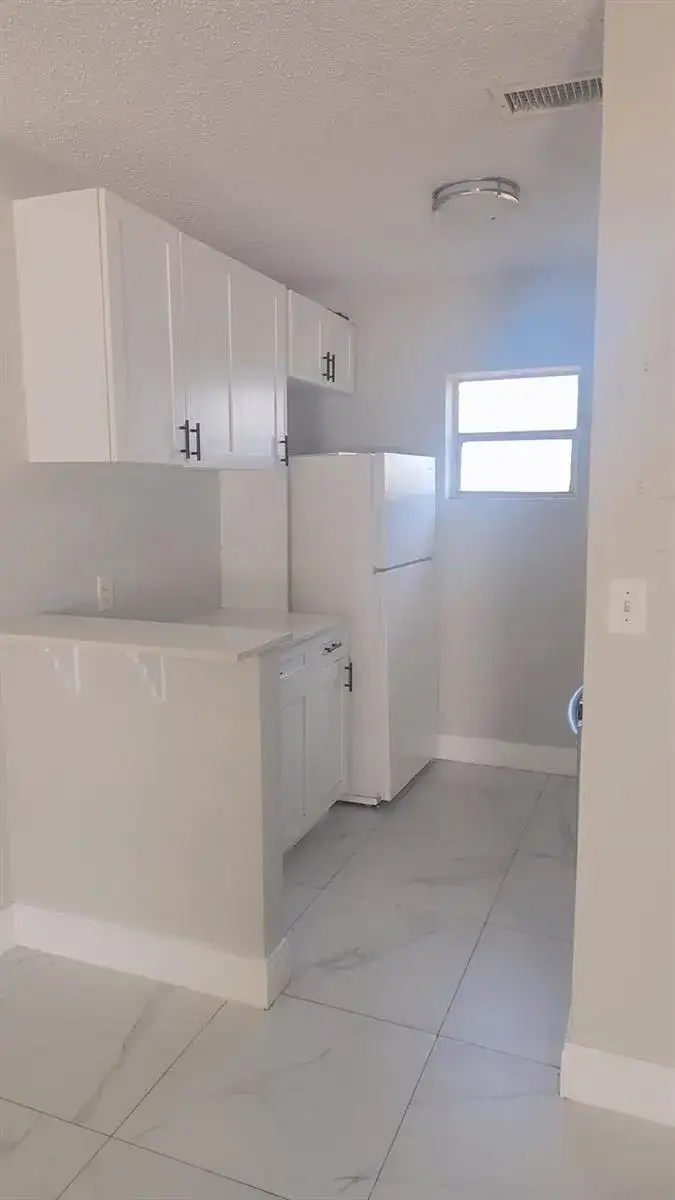 616 NW 5th Avenue # 2, Pompano Beach FL 33060 photo 3