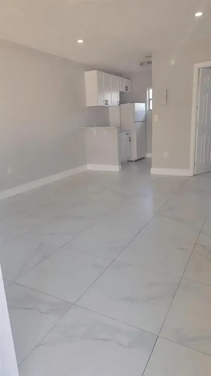 616 NW 5th Avenue # 2, Pompano Beach FL 33060 photo 4