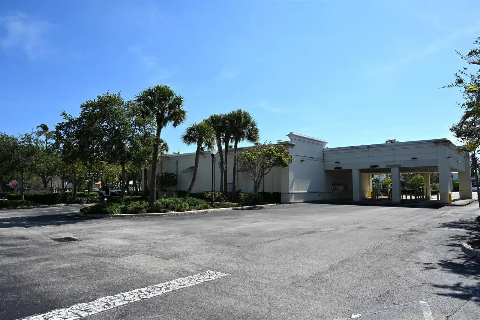 150 Tequesta Drive, Tequesta FL 33469 photo 3