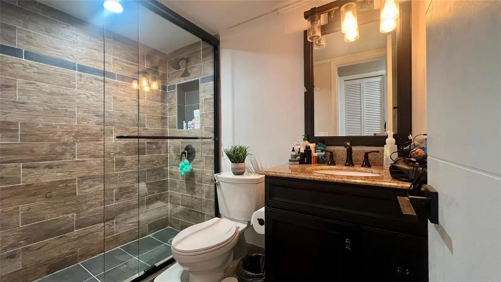 4040 N Hills Drive # 25, Hollywood FL 33021