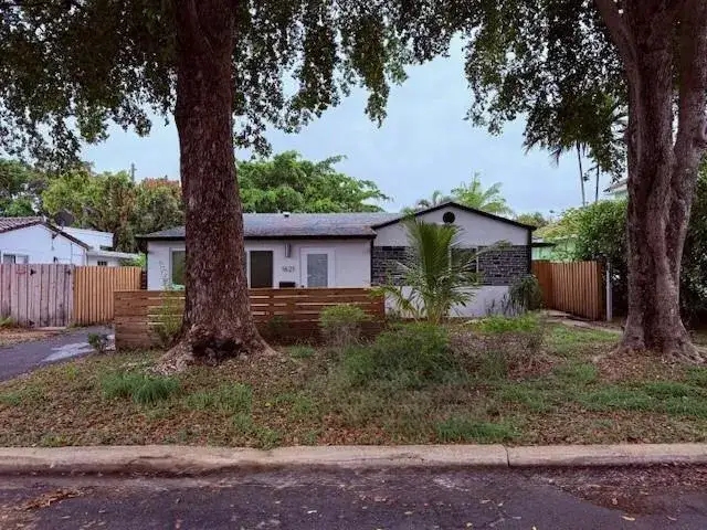 1621-1623 NE 16th Terrace NE, Fort Lauderdale FL 33305