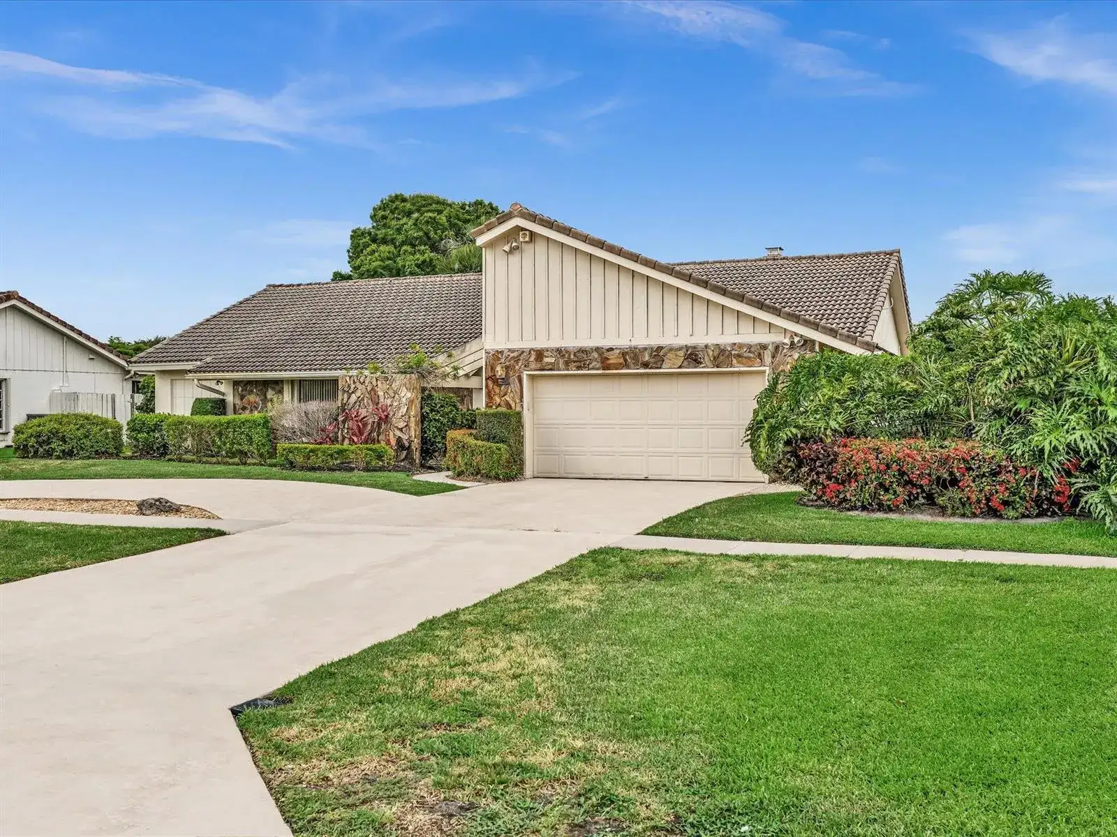 5302 Piping Rock Drive, Boynton Beach FL 33437 photo 2