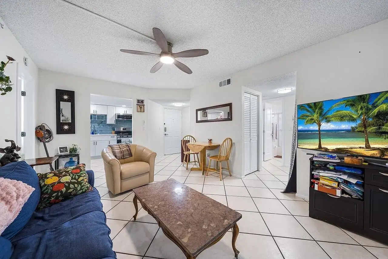 1507 SE Royal Green Circle # 102, Port St. Lucie FL 34952 photo 2