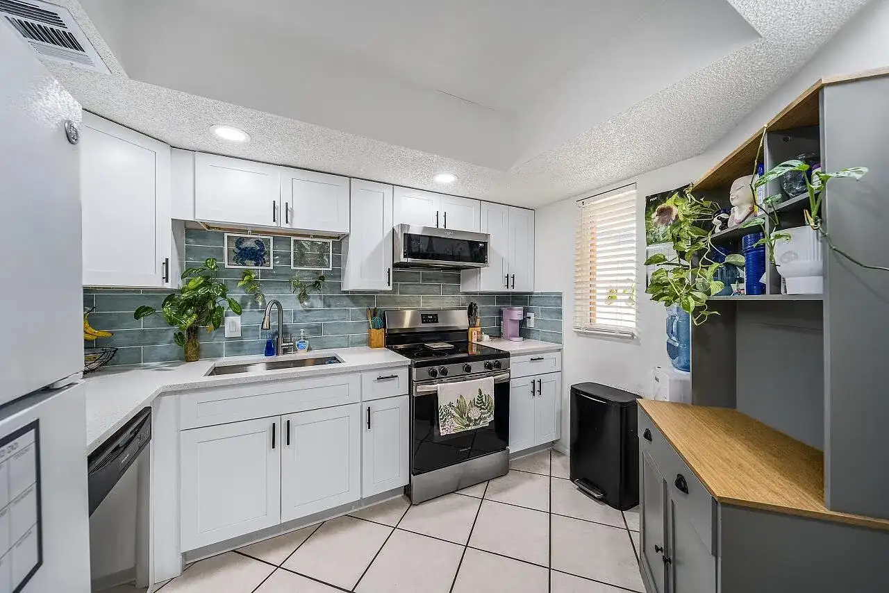 1507 SE Royal Green Circle # 102, Port St. Lucie FL 34952 photo 3