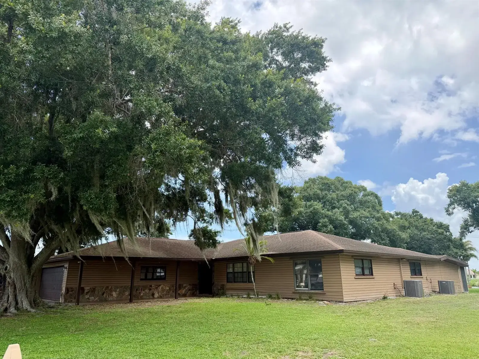 1631 SE 24th Boulevard, Okeechobee FL 34974 photo 4