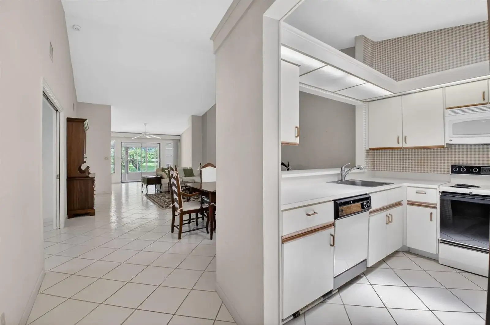 10939 Roebelini Palm Court # A, Boynton Beach FL 33437 photo 5