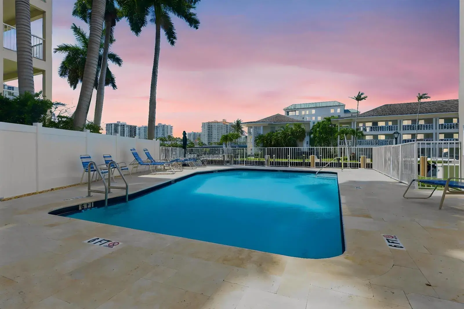 2880 NE 33rd Court # 305, Fort Lauderdale FL 33306