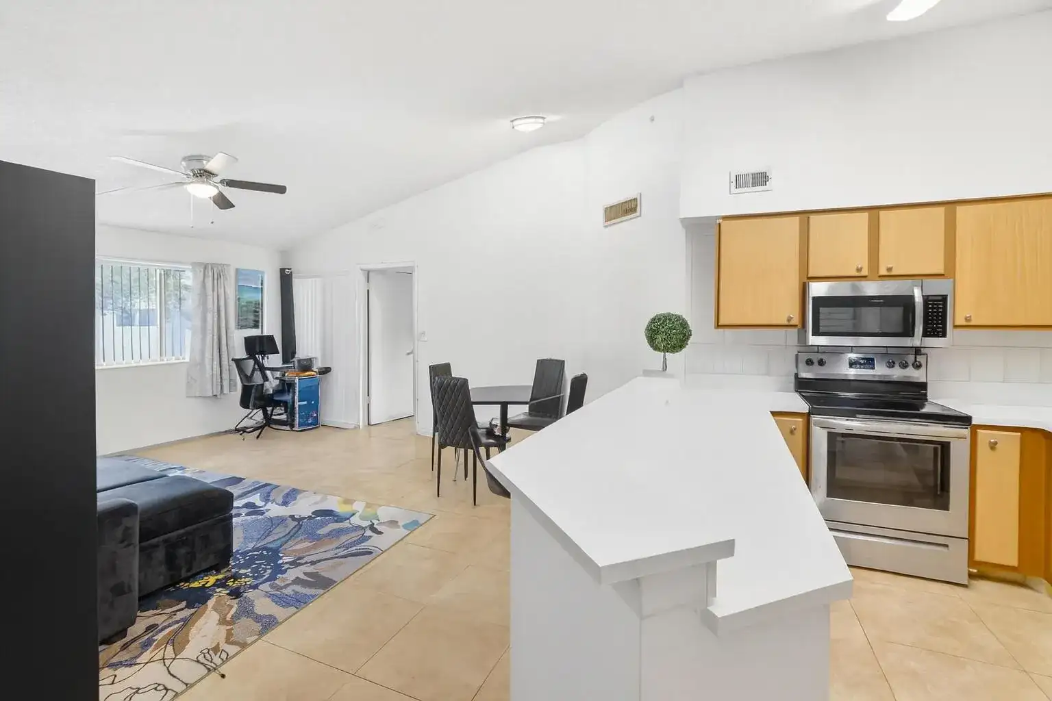 2550 SW 18th Terrace # 2005, Fort Lauderdale FL 33315 photo 2