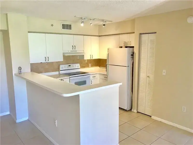 7864 Sonoma Springs Circle # 104, Lake Worth FL 33463