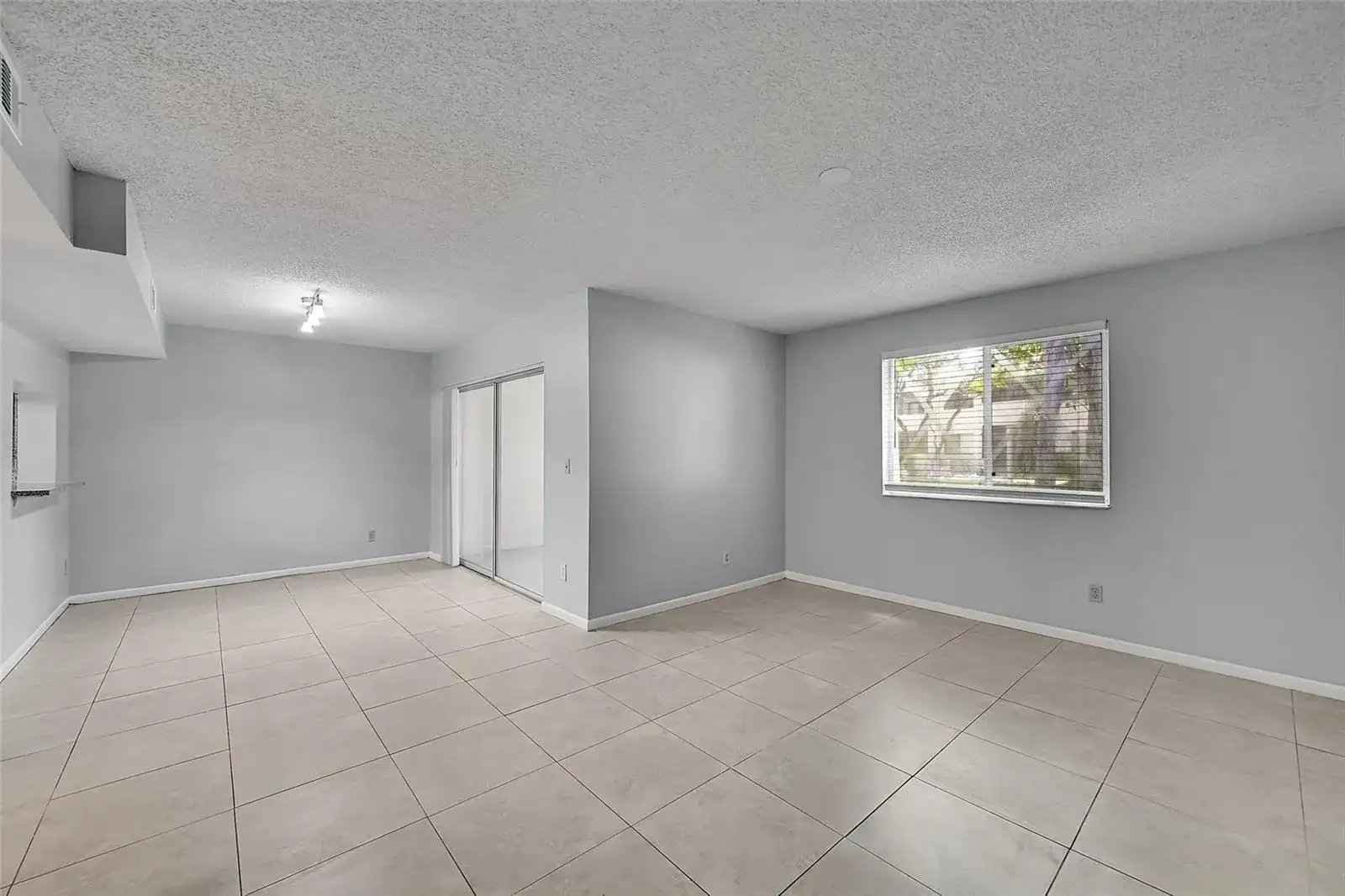 796 NW 91st Terrace, Plantation FL 33324 photo 3
