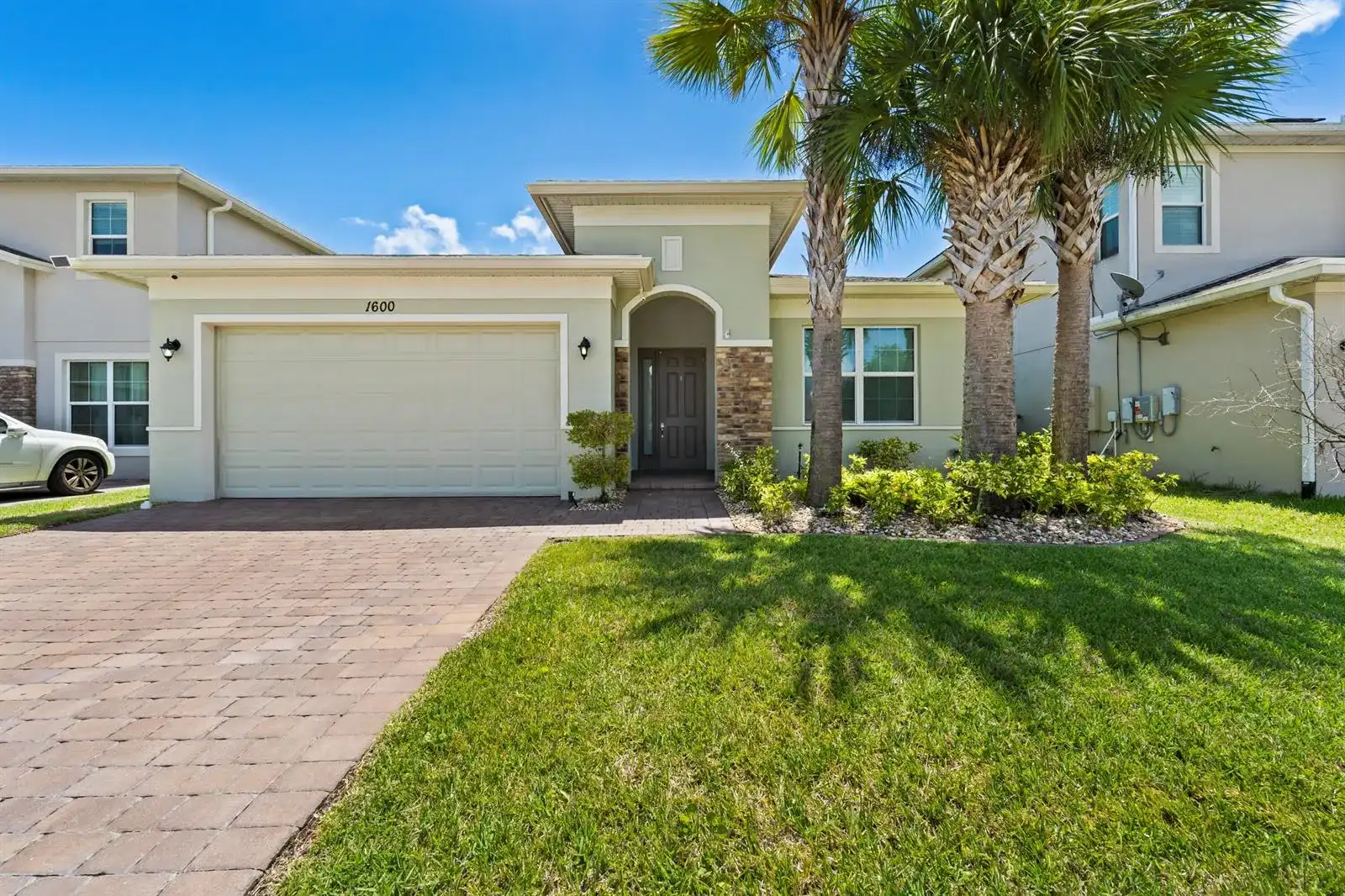 1600 NW Vivanco Street, Port St. Lucie FL 34986