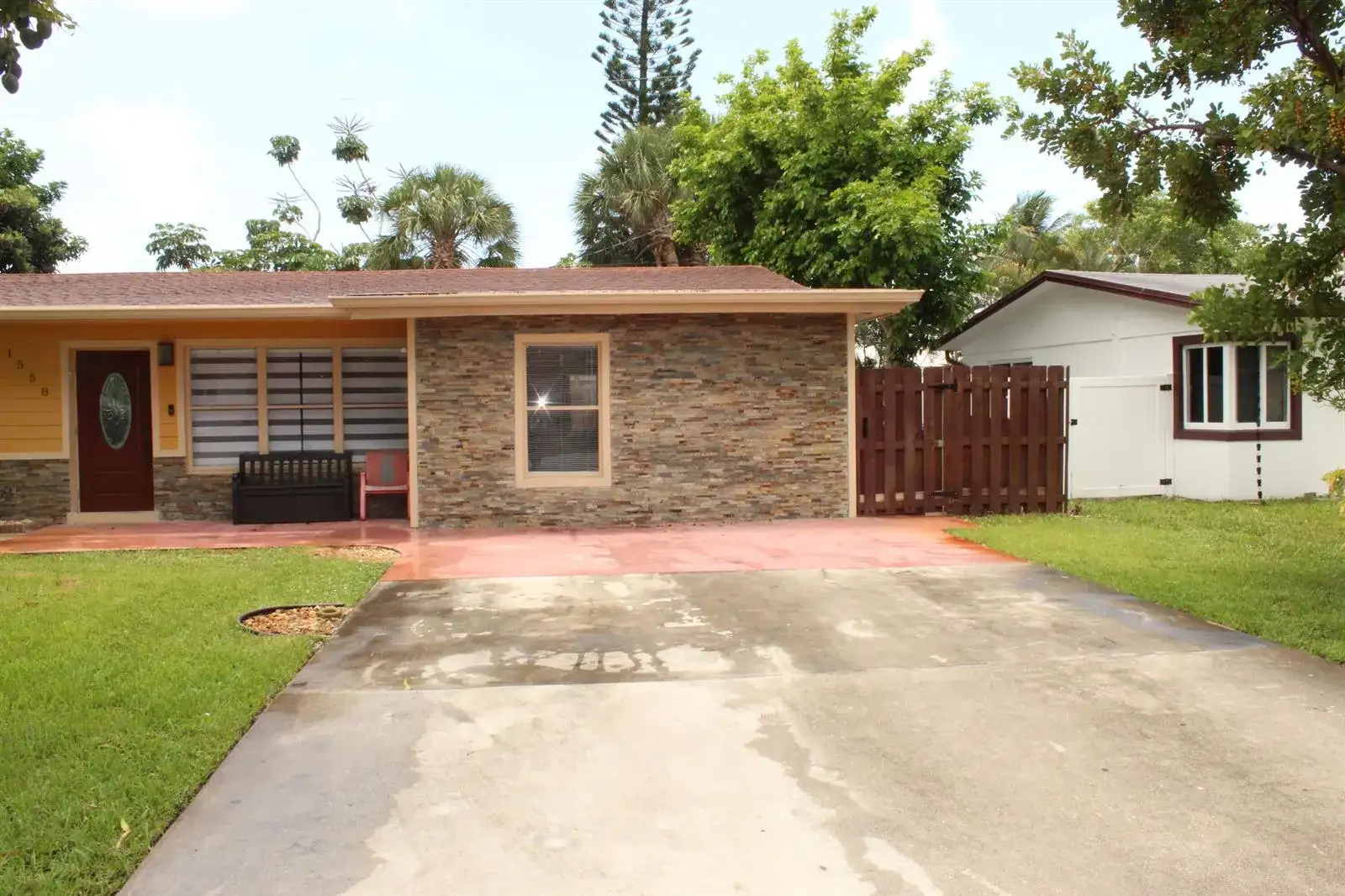 1558 NE 30th Street, Pompano Beach FL 33064 photo 5