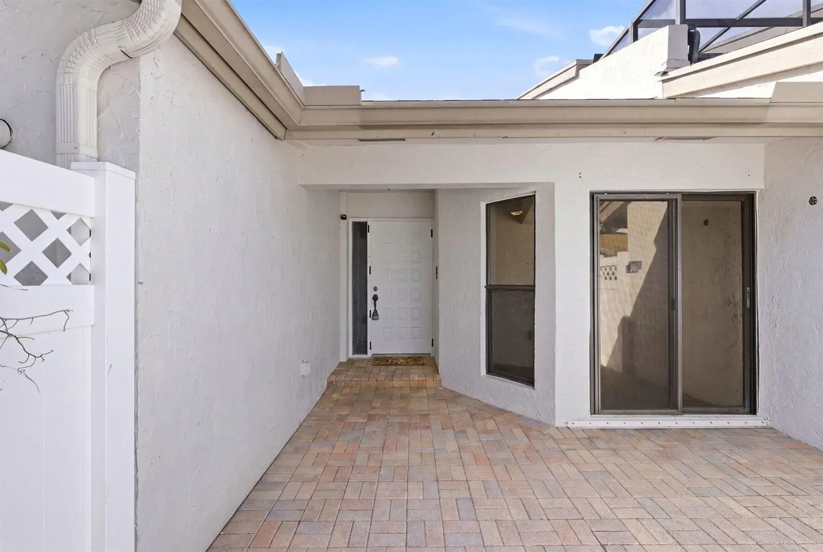 6670 Canary Palm Circle Unit 16, Boca Raton FL 33433