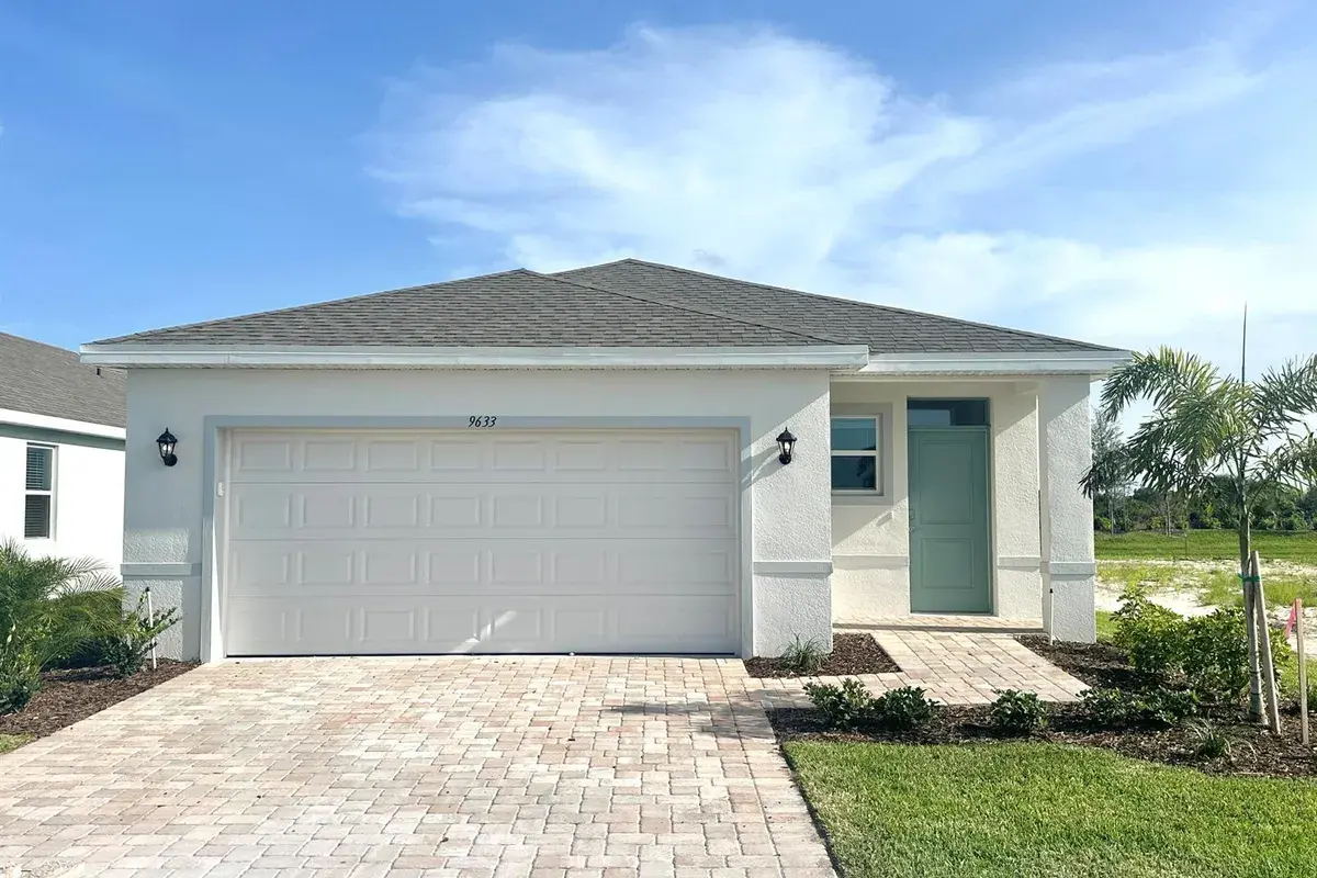 9633 Venetian Square, Vero Beach FL 32966