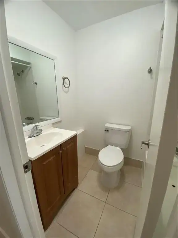 191 Wimbledon Lake Drive, Plantation FL 33324 photo 5