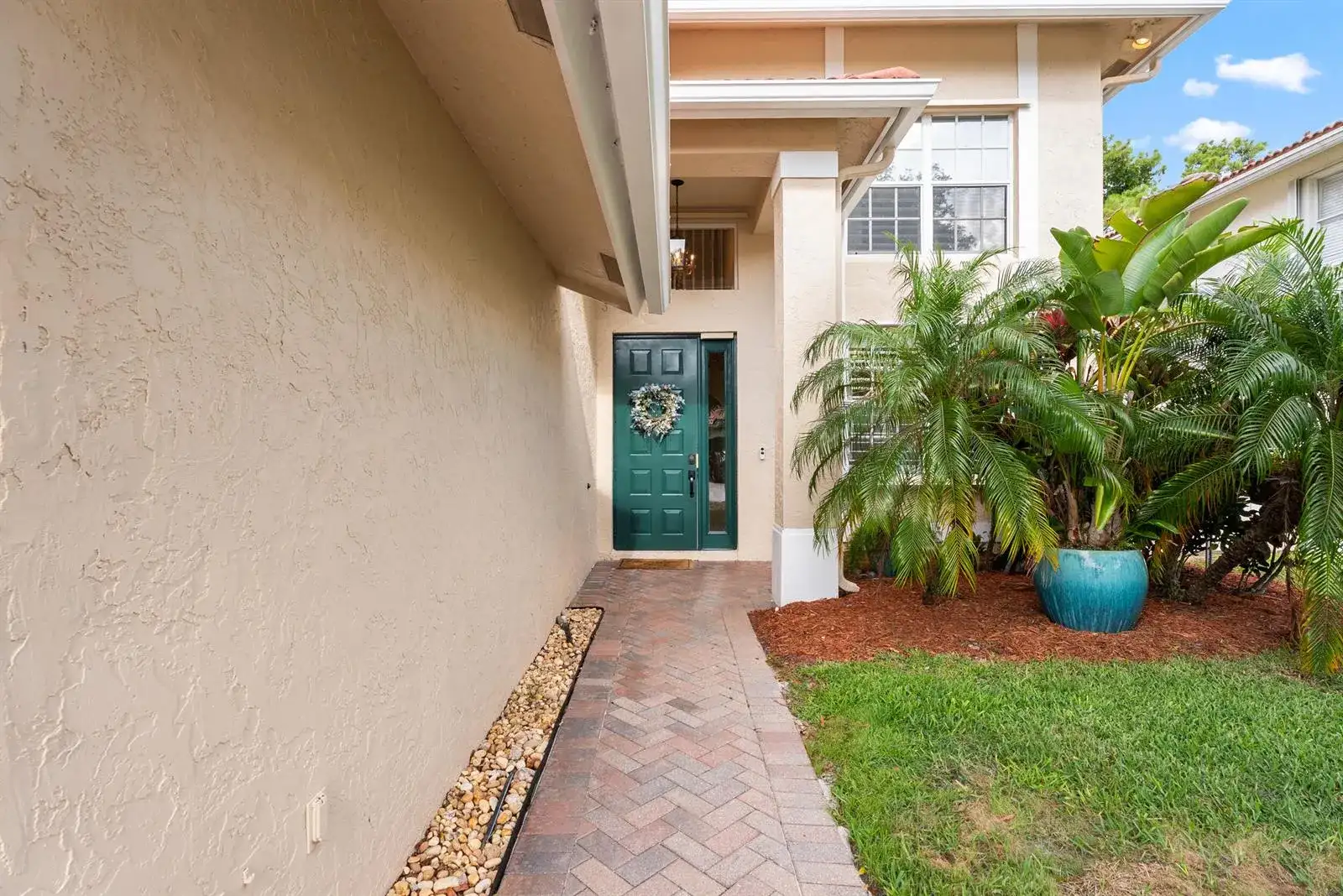 126 Hidden Hollow Drive, Palm Beach Gardens FL 33418 photo 3