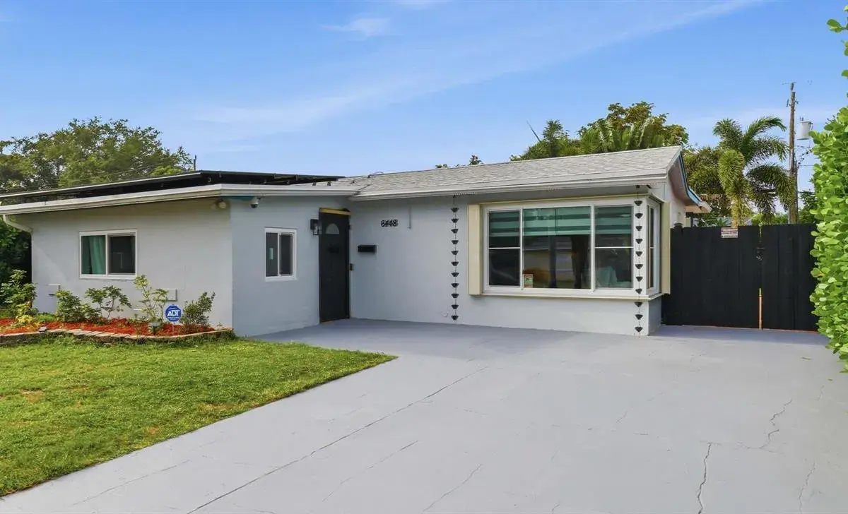 6448 Custer Street, Hollywood FL 33024