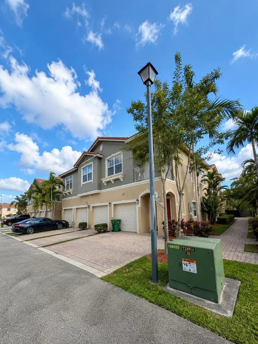 9064 Plymouth Place # 9064, Tamarac FL 33321 photo 4