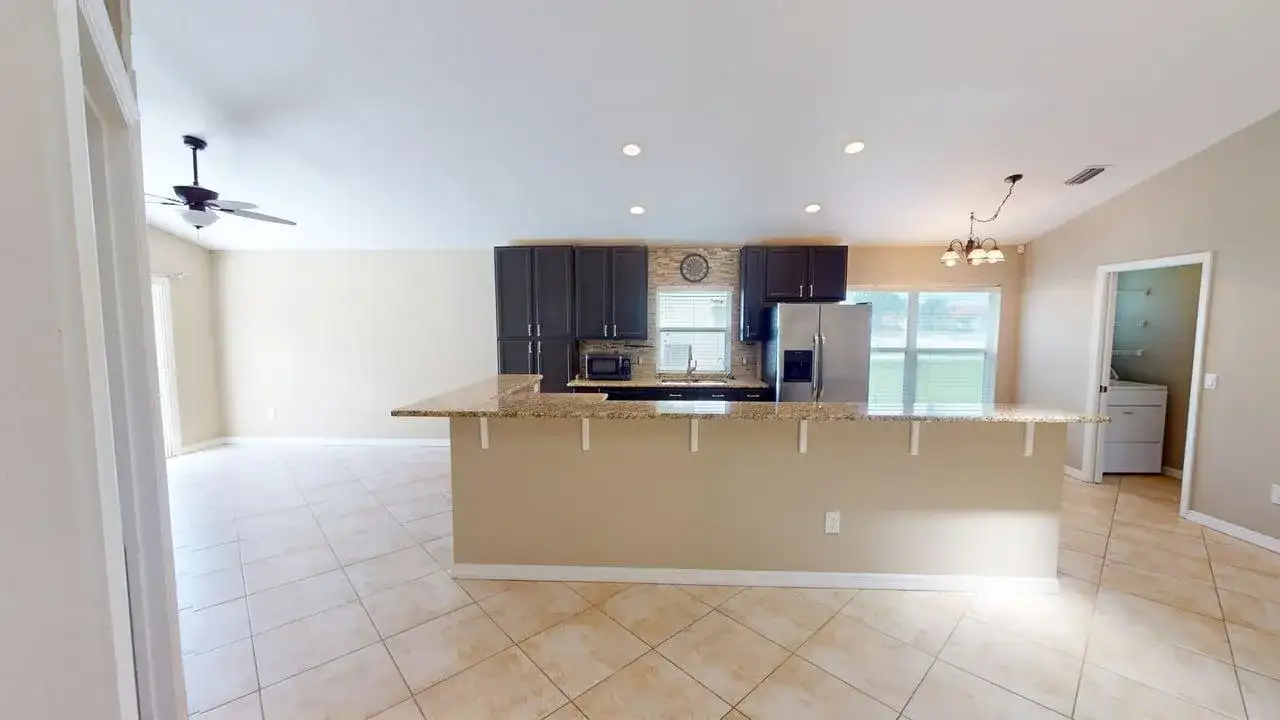 562 SW Saint Martins Cove, Port St. Lucie FL 34986 photo 4