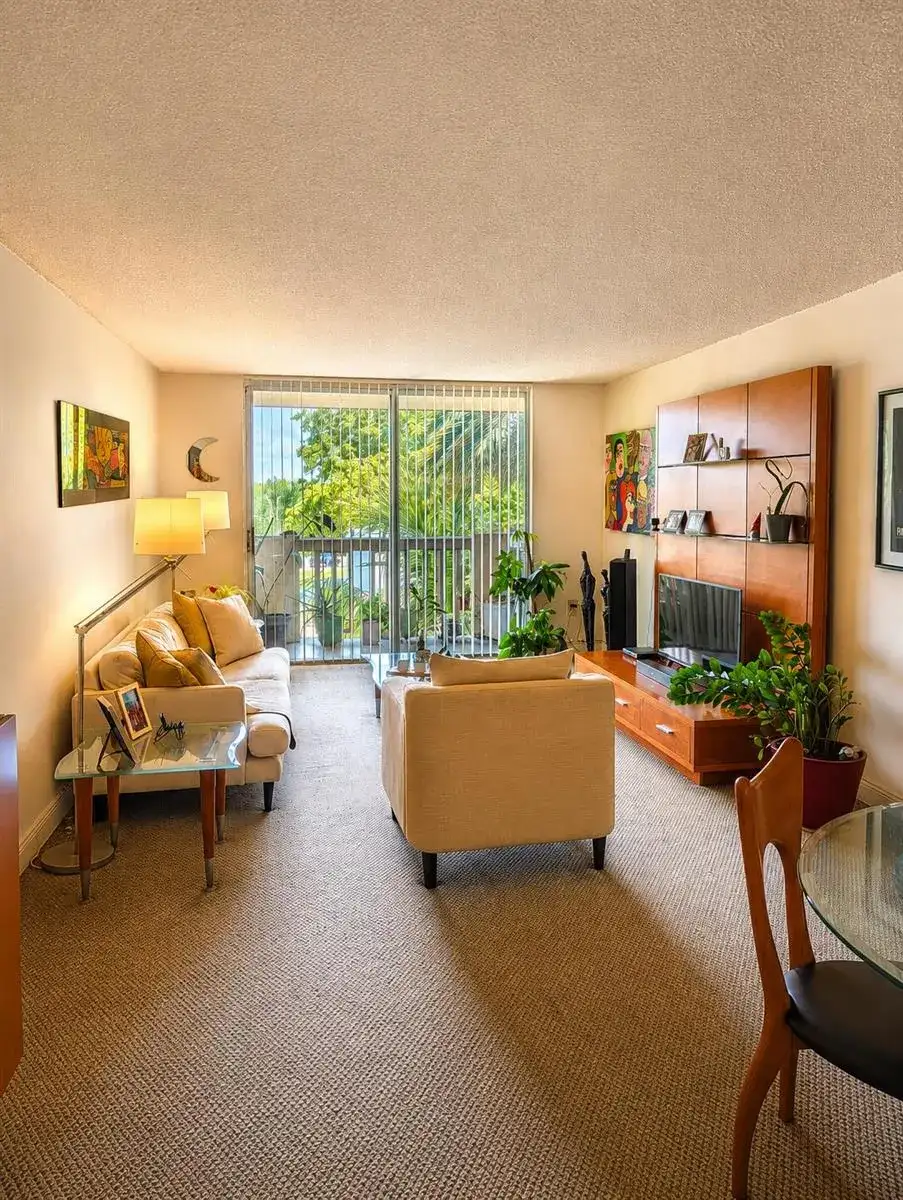 1800 Sans Souci Boulevard # 424, North Miami FL 33181 photo 2