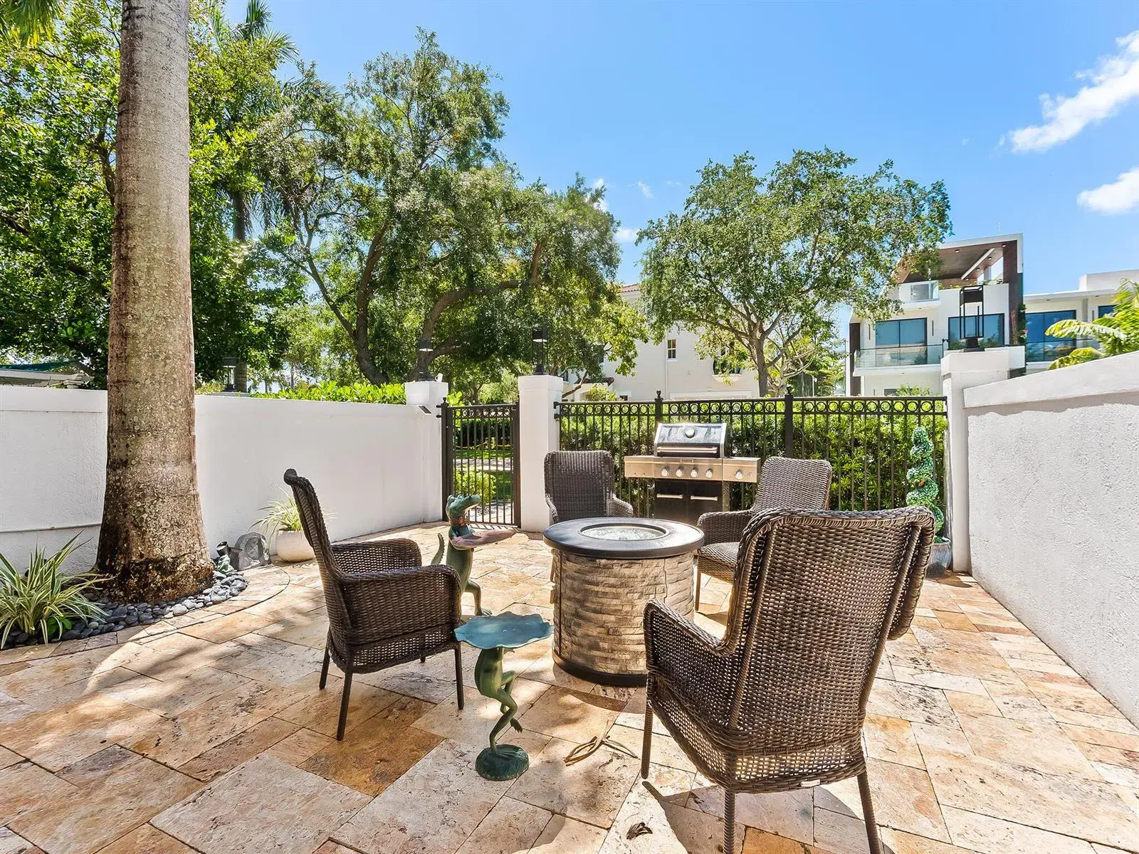 1806 NE 26th Avenue, Fort Lauderdale FL 33305
