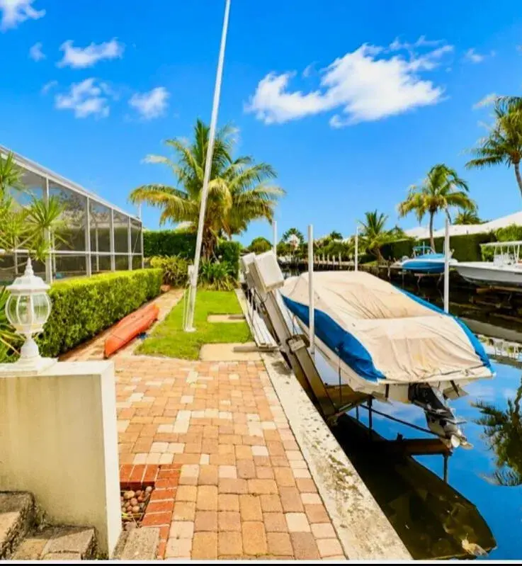 1111 SW Pepperridge Terrace, Boca Raton FL 33486 photo 3