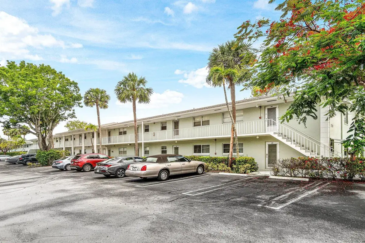 2700 SW 22nd Avenue # 1409, Delray Beach FL 33445