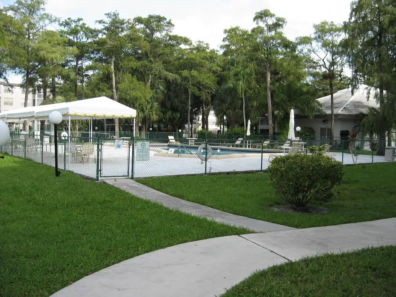 4851 NW 26th Court # 338, Lauderdale Lakes FL 33313