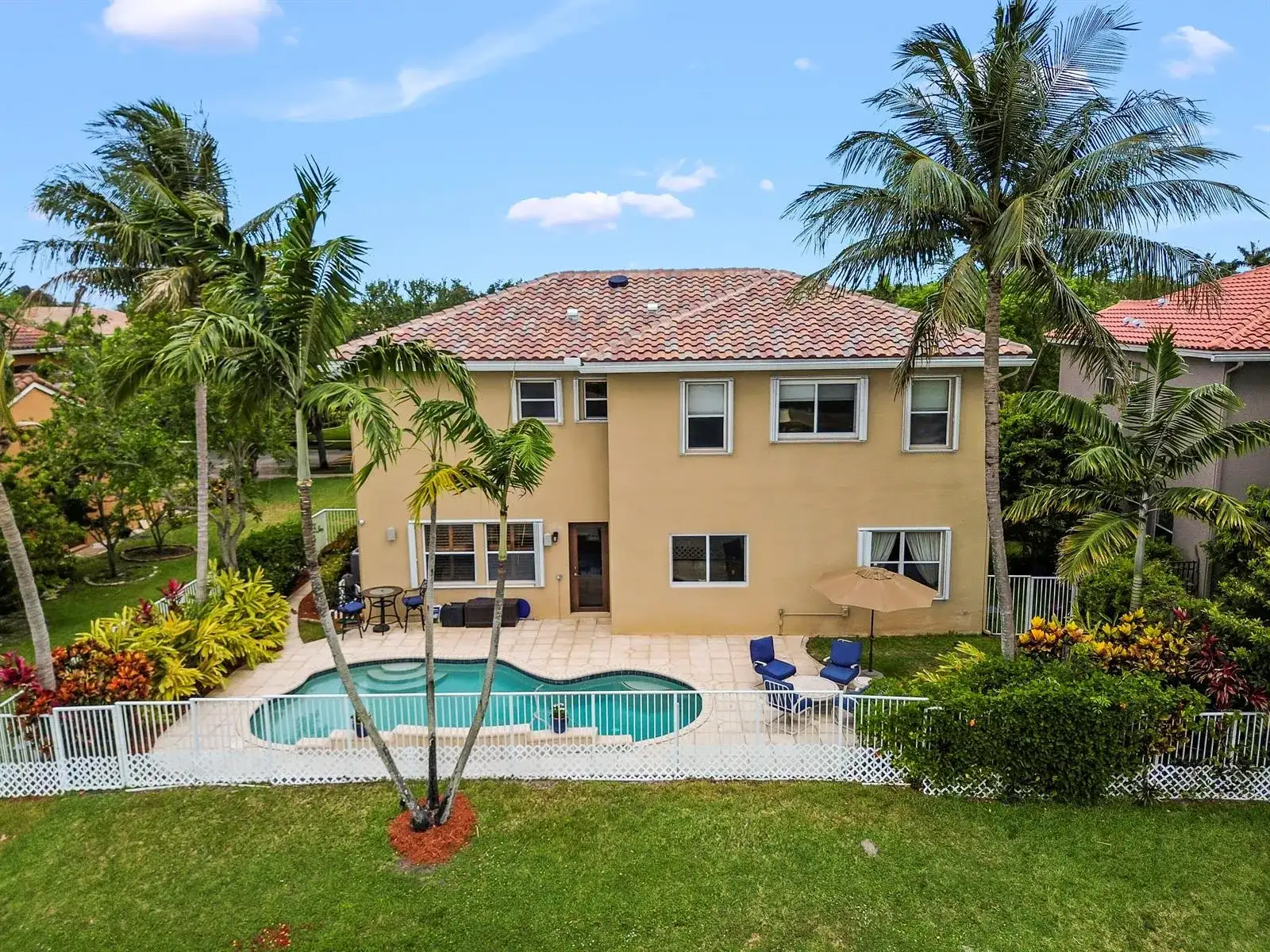 458 Cresta Circle, West Palm Beach FL 33413 photo 5