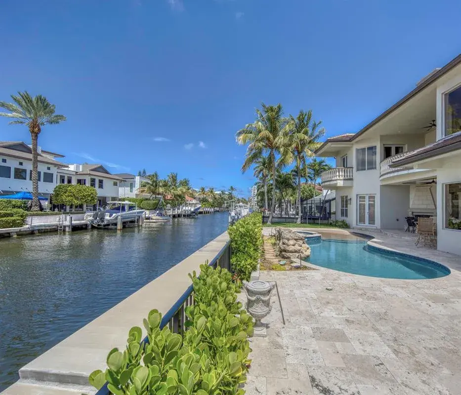 945 Cypress Drive, Delray Beach FL 33483