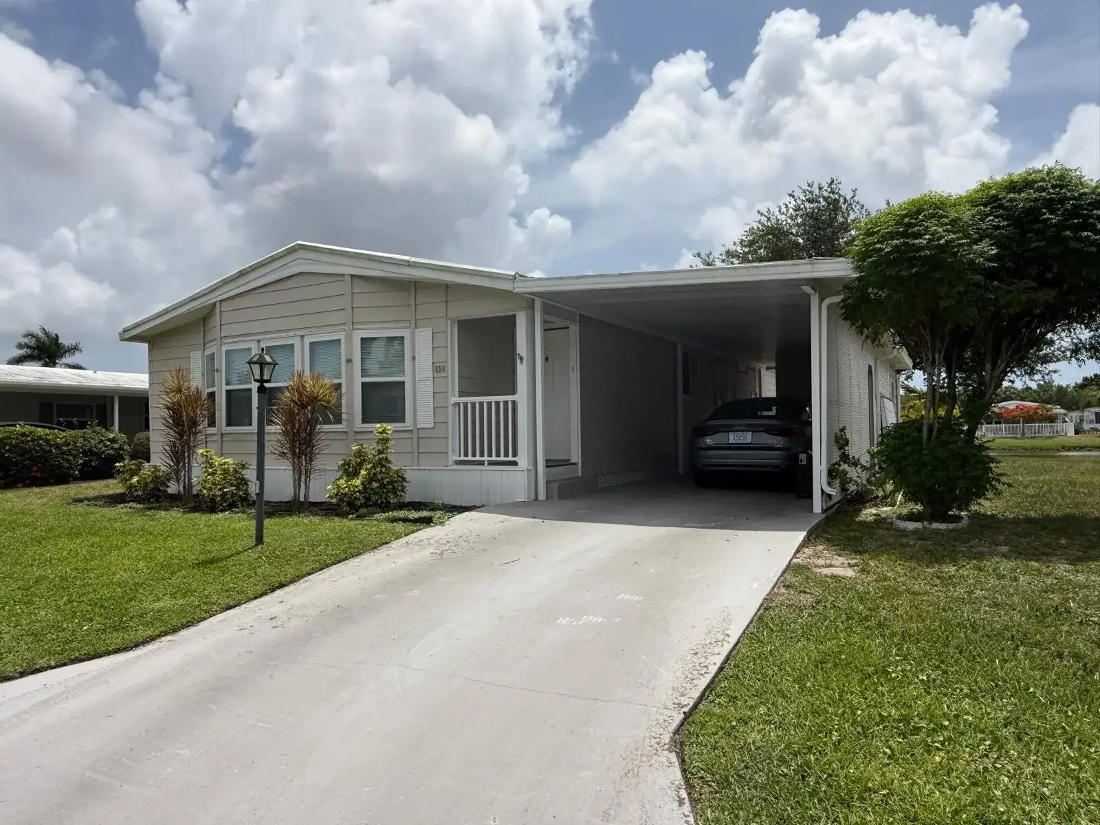 698 Sunny South Avenue, Boynton Beach FL 33436 photo 2