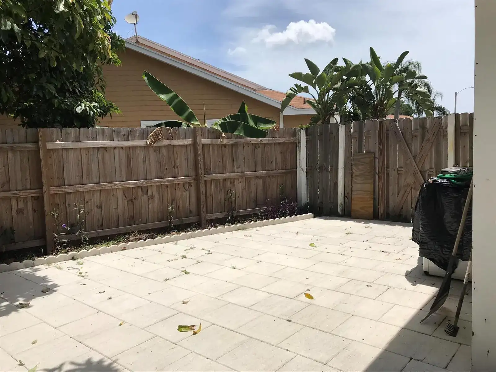 1534 Royal Forest Court, West Palm Beach FL 33406 photo 3