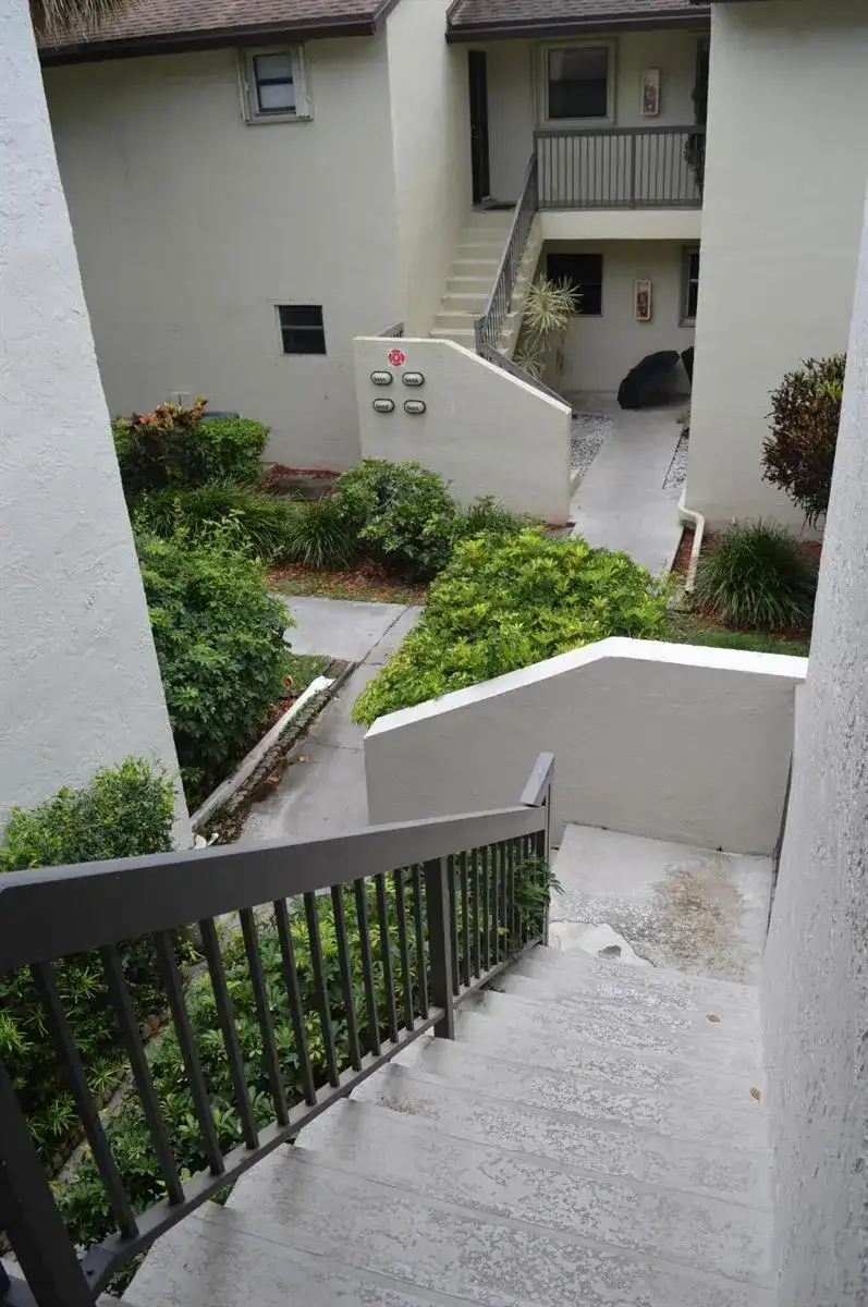 3511 Cocoplum Circle, Coconut Creek FL 33063 photo 5