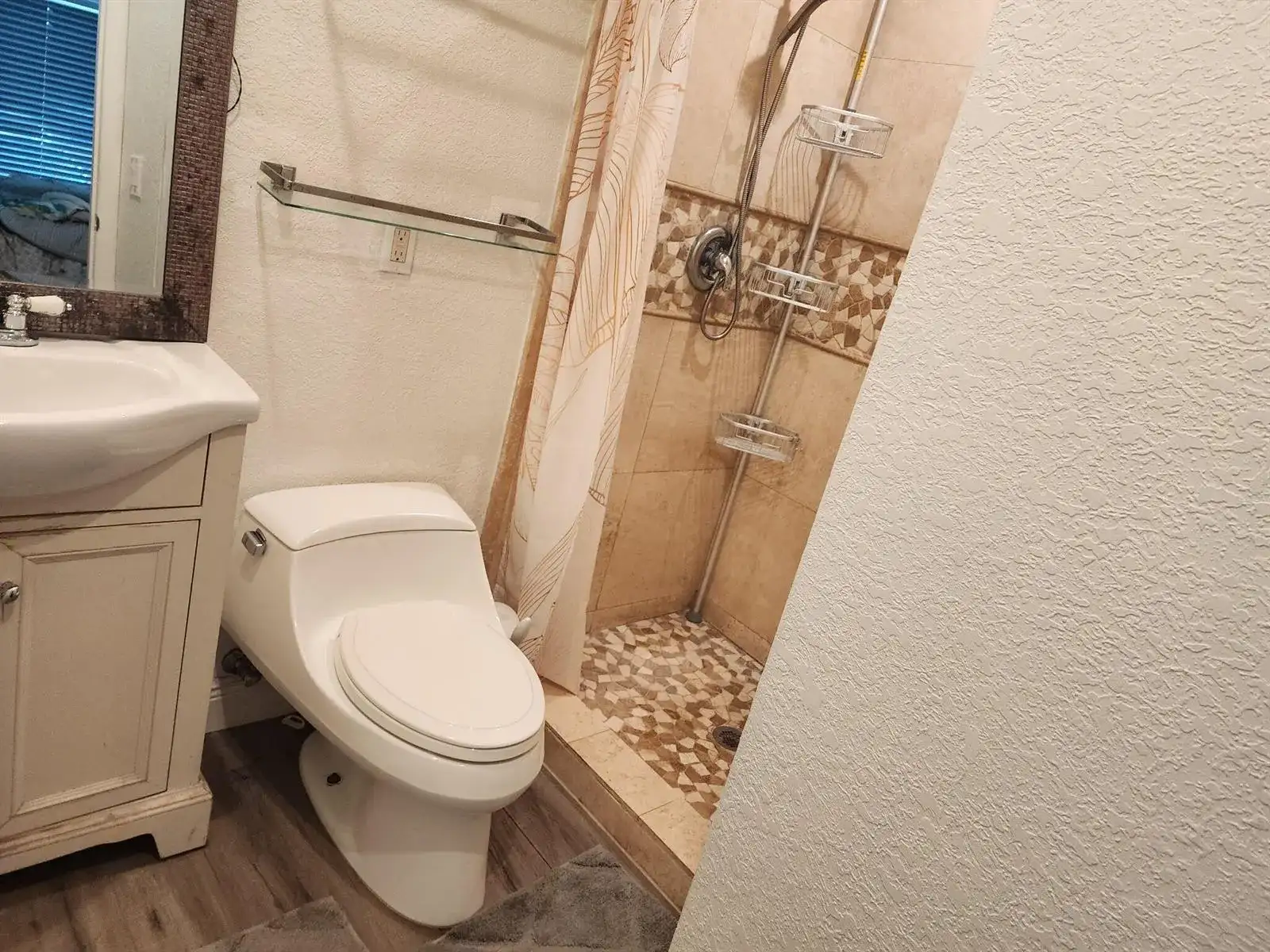 2016 Kenwood Road, West Palm Beach FL 33409 photo 4