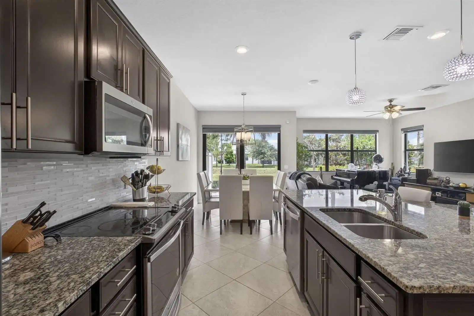8347 Cadre Noir Road, Lake Worth FL 33467 photo 2