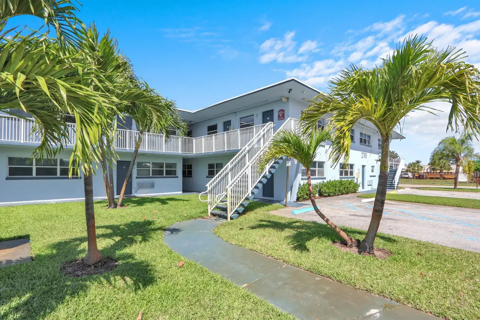 2701 Avenue E, Riviera Beach FL 33404 photo 5