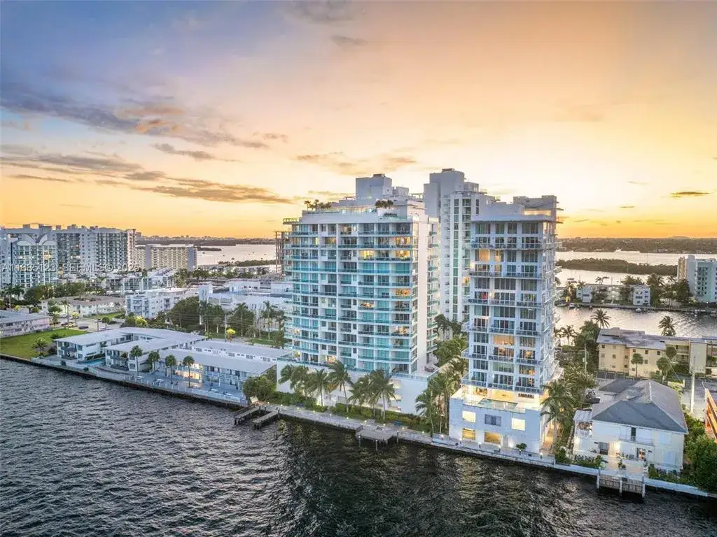 7935 East Drive Unit 1202, North Bay Village FL 33141