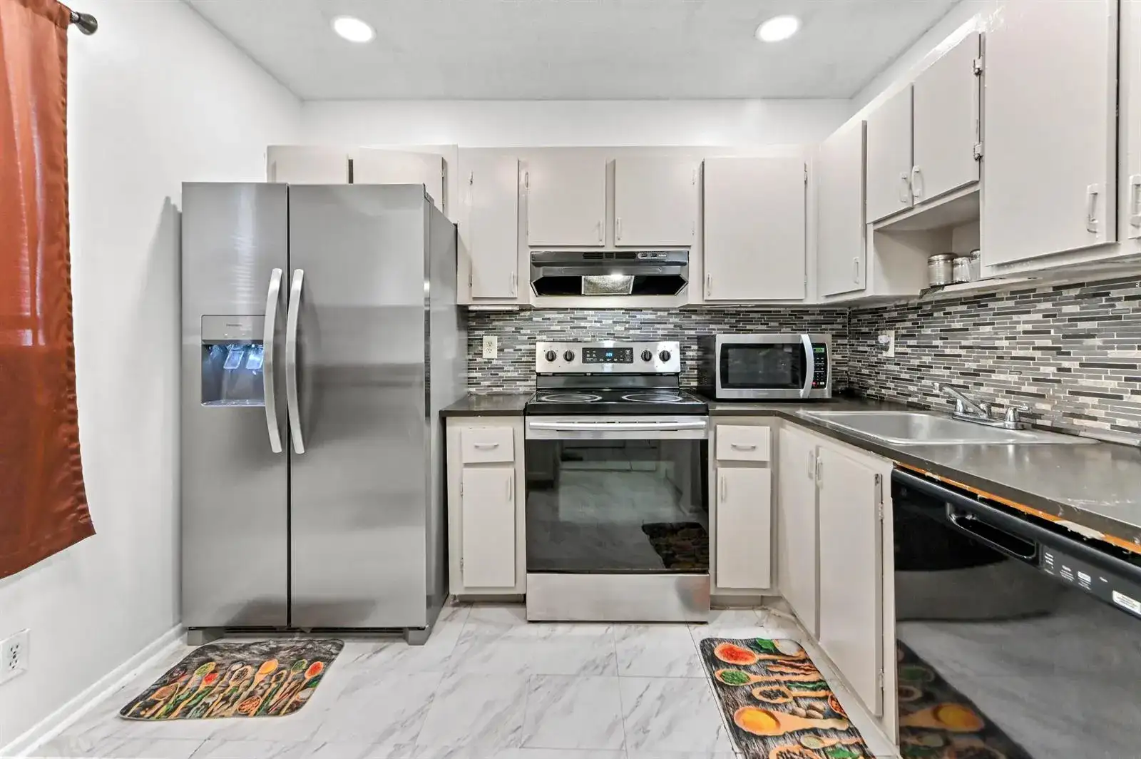 7904 SW 8th Street, North Lauderdale FL 33068 photo 3