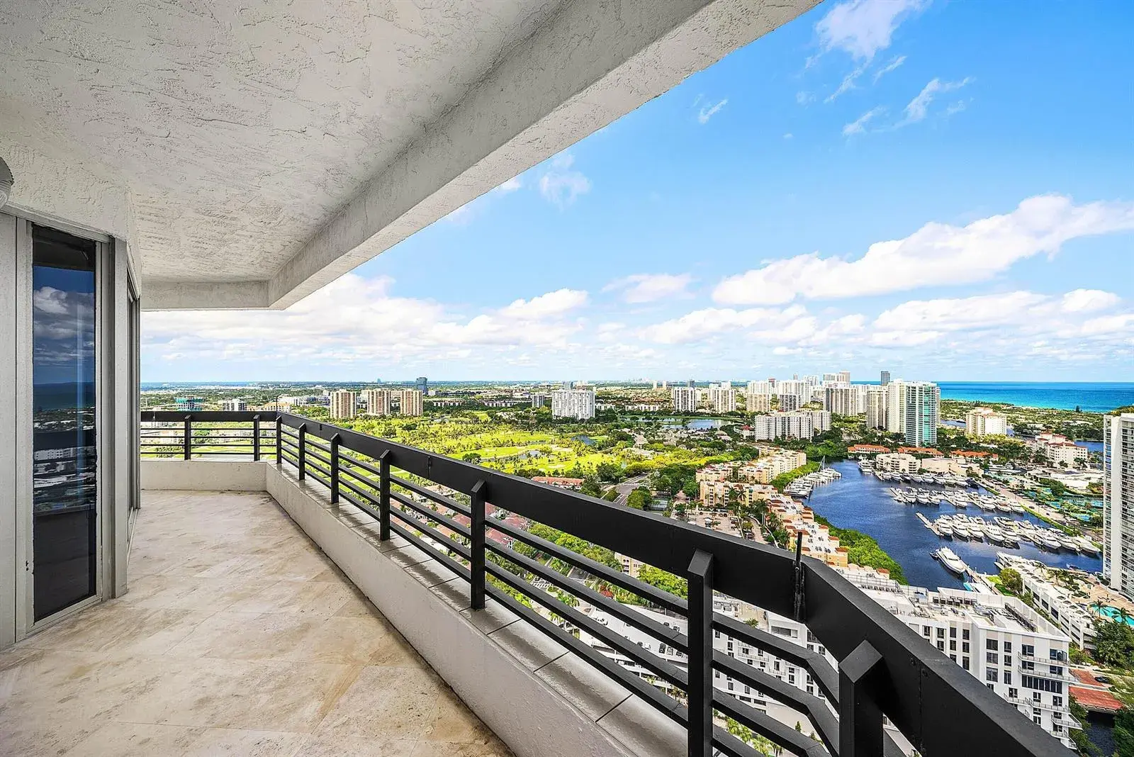 3500 Mystic Pointe Drive, Aventura FL 33180