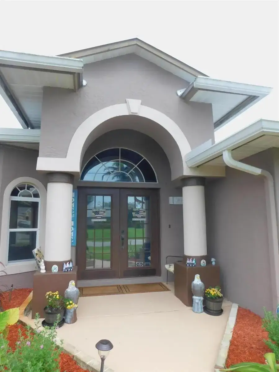 2409 SW Washington Street, Port St. Lucie FL 34953 photo 4