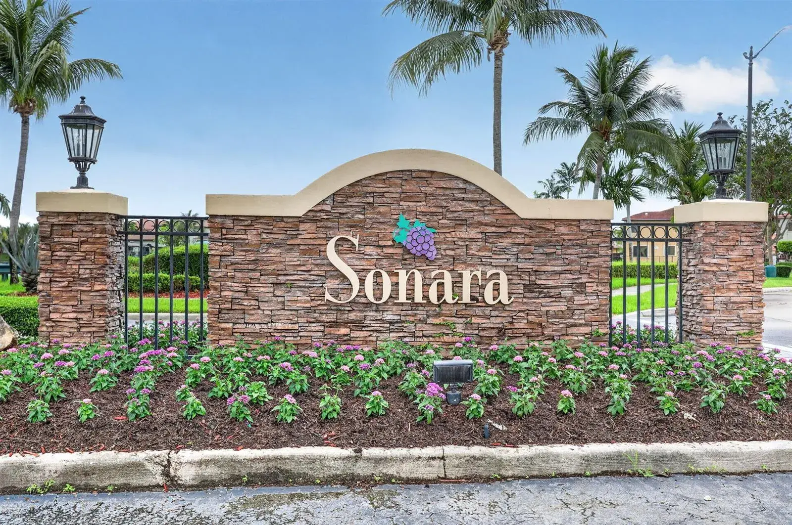 1975 NE 36th Avenue, Homestead FL 33033